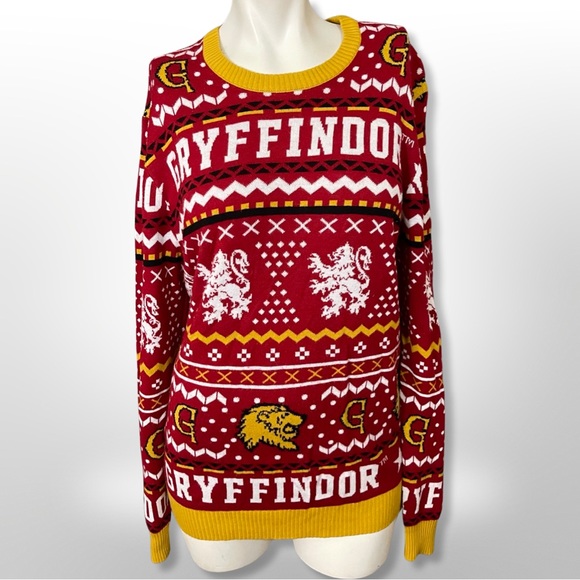 Harry Potter Gryffindor Christmas theme sweater L - Picture 1 of 7